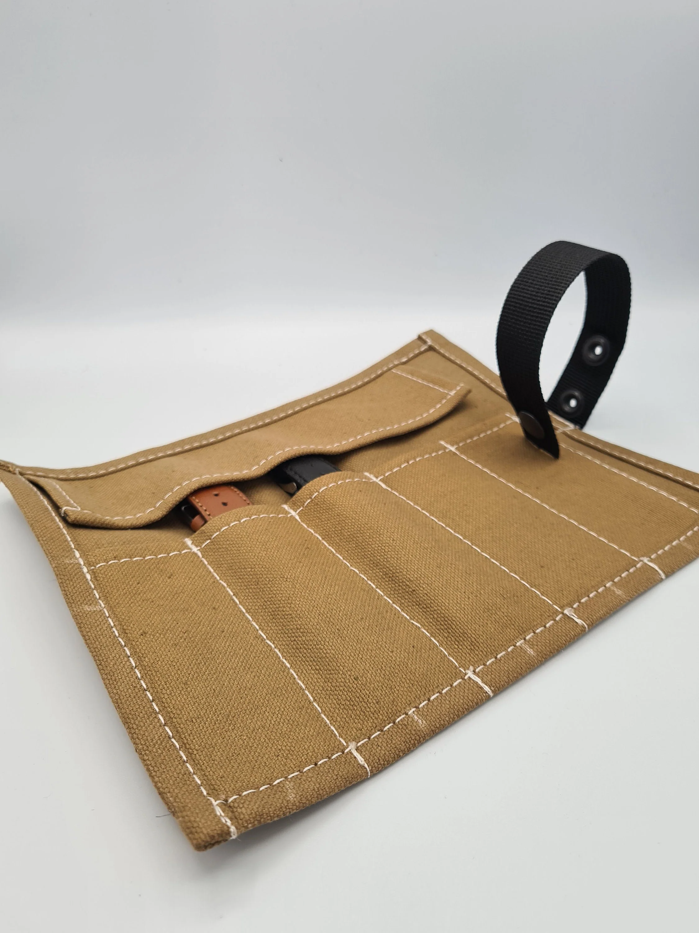 The County Durham Canvas 5 watch strap Roll - Image 3