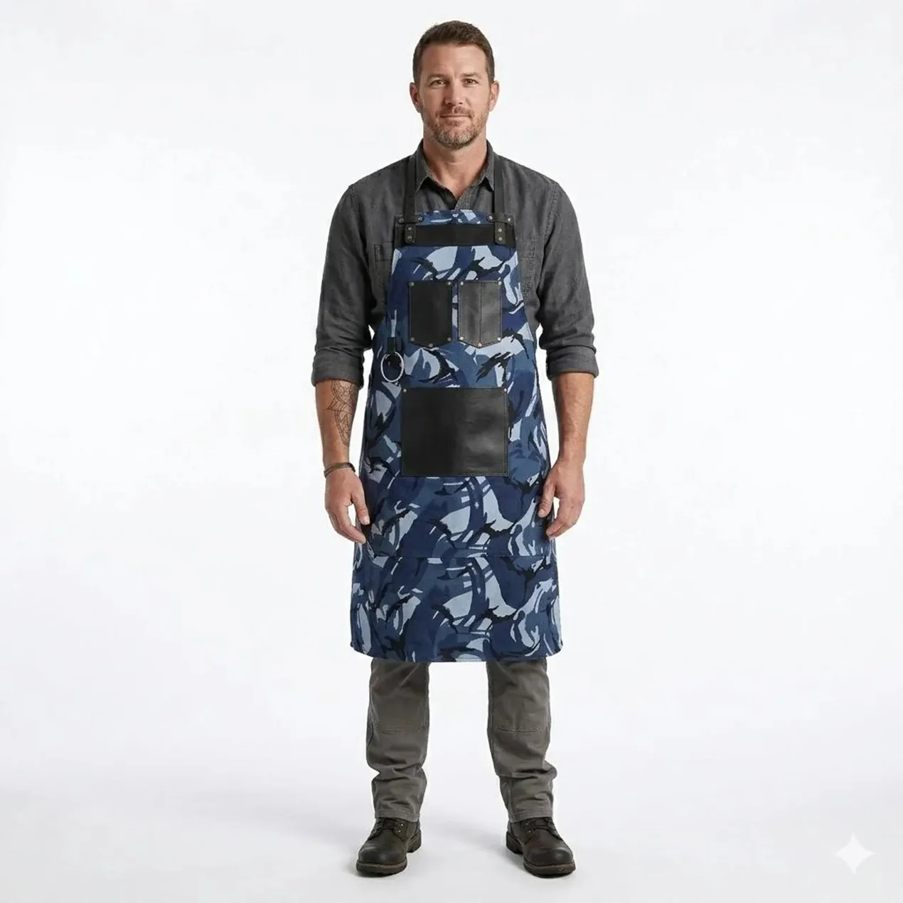 The Northumberland Canvas Camougflage Bib Apron - Image 4