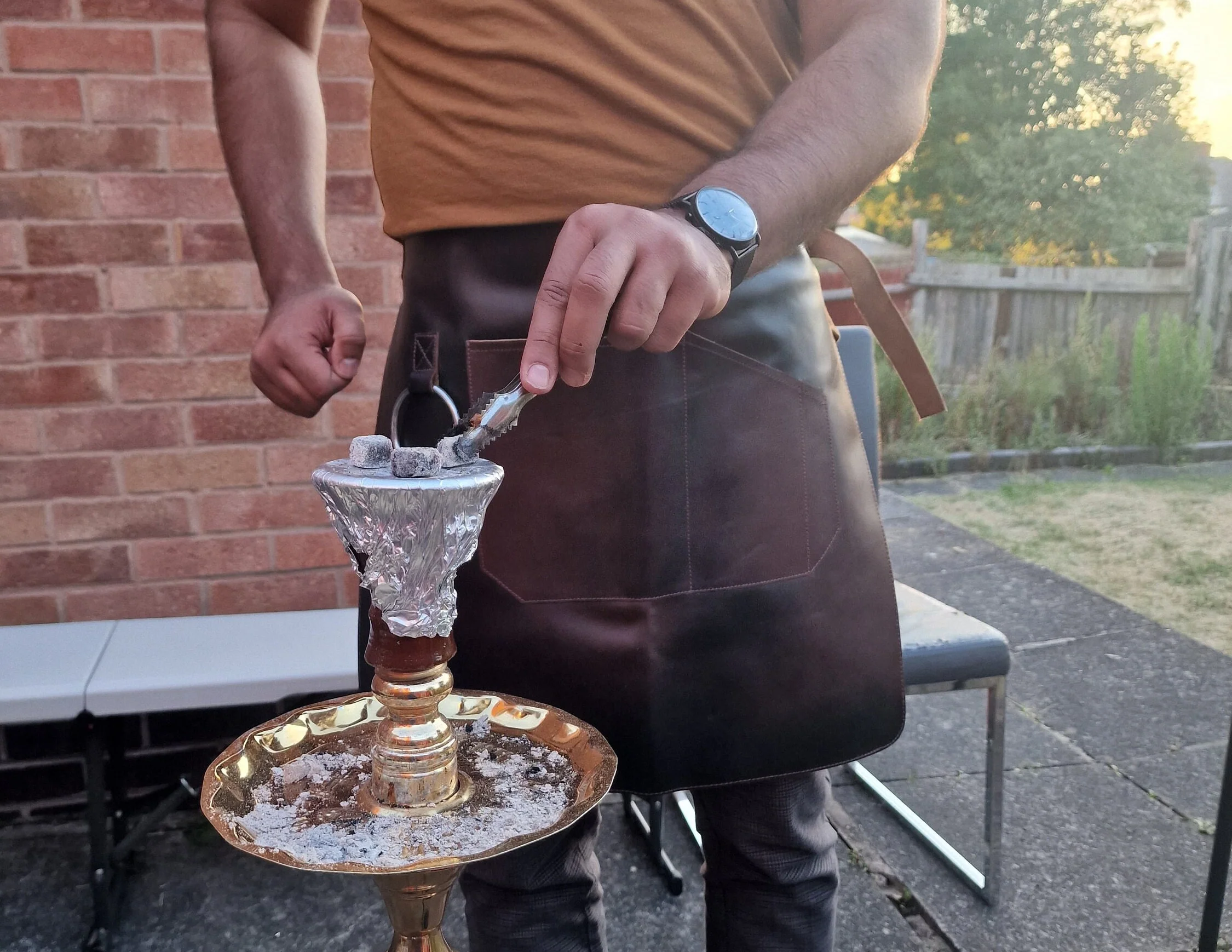 The Durham Dark Brown Full Grain Leather Half Apron - Image 4
