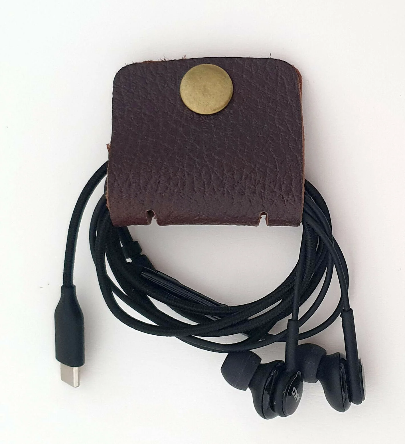 The Herefordshire Leather Headphone holder - Image 9