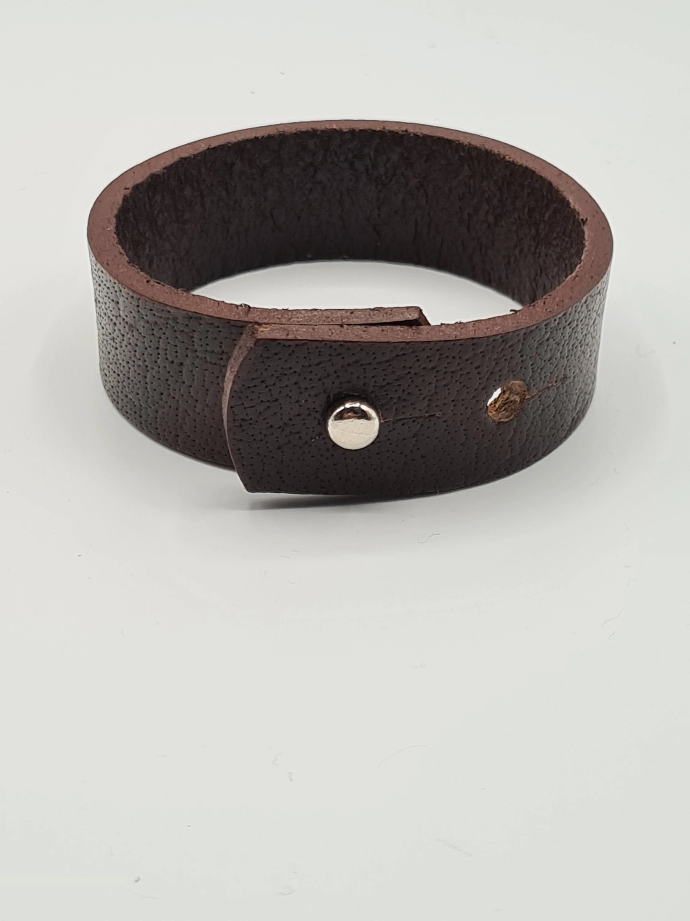 The Berkshire Full Grain Leather Wristband - Image 3