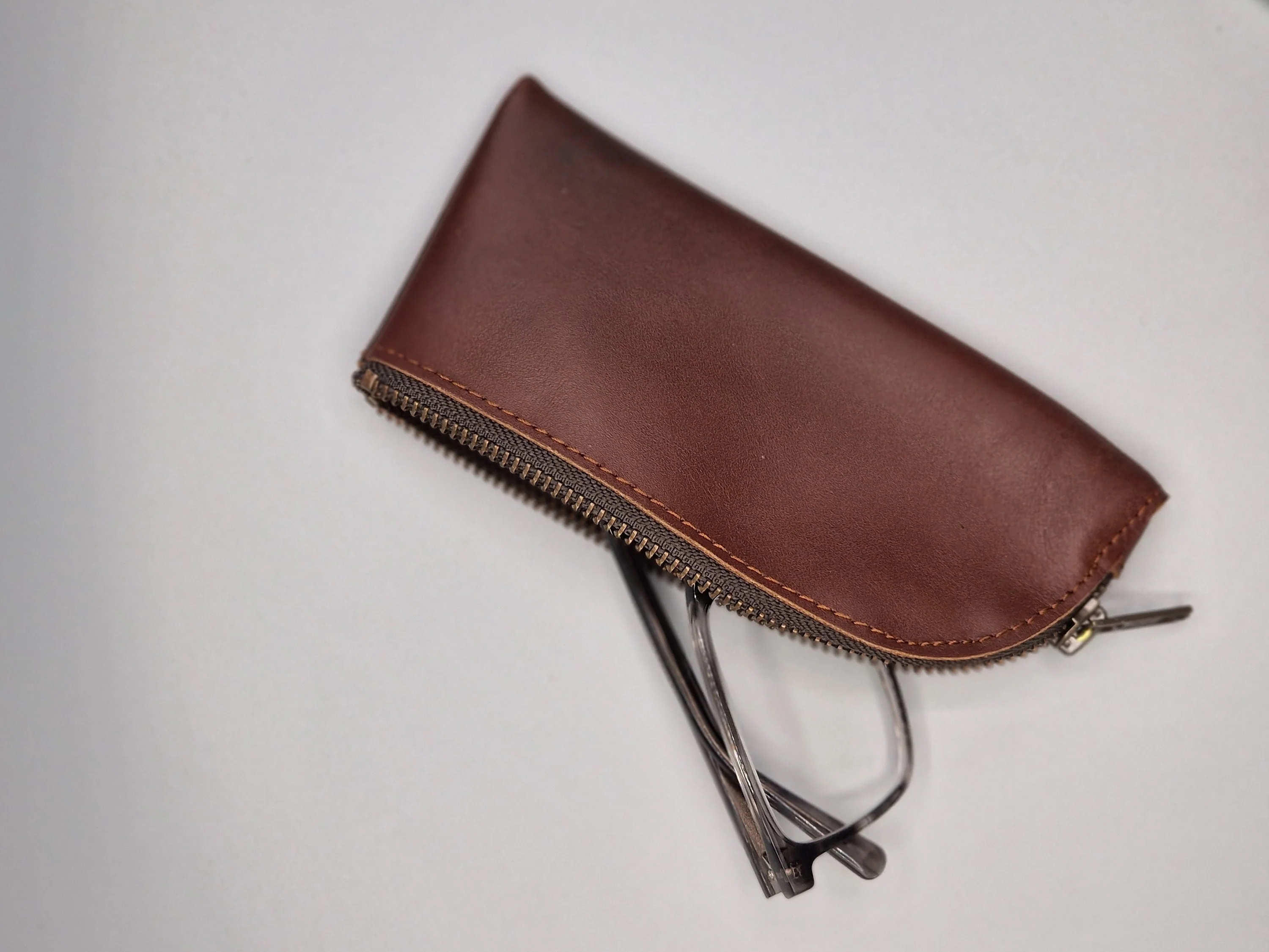 The South Yorkshire Leather glasses case - Image 5