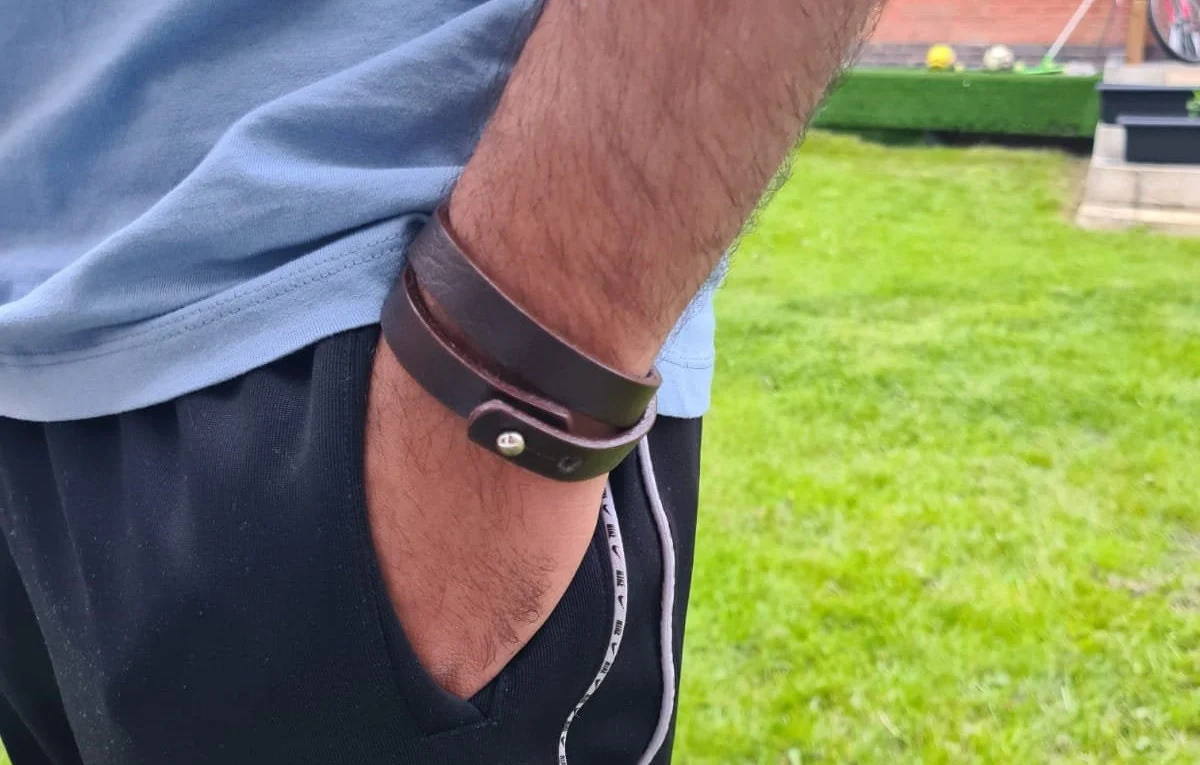 City of London Leather adjustable Double String Wristband - Image 2