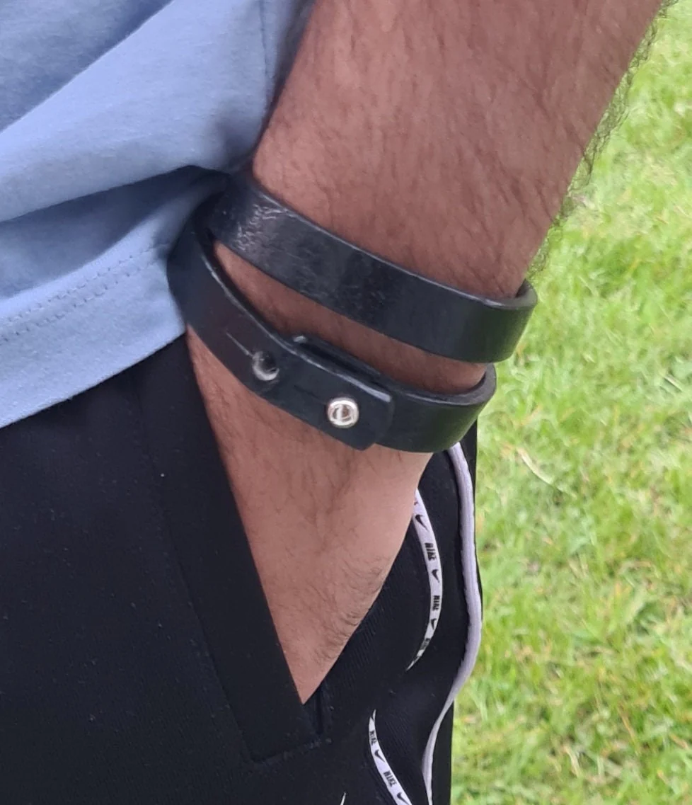 City of London Leather adjustable Double String Wristband - Image 3