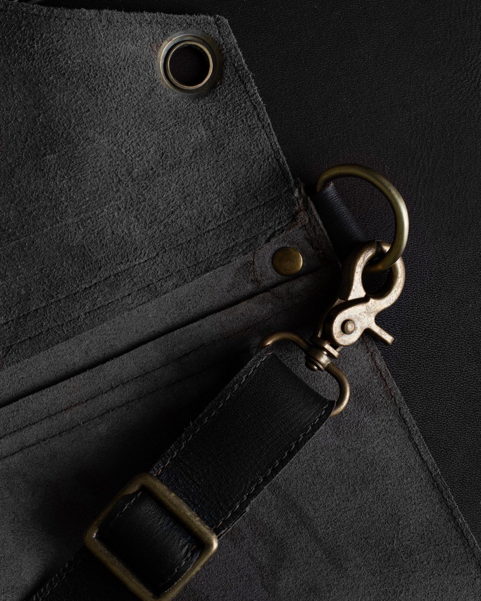The Isle of Weight Full Grain Leather Without Pockets Apron - Image 37
